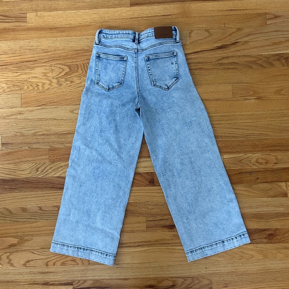 HIDDEN Nori Cropped - Picture 2 of 3